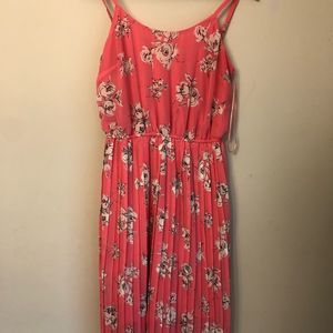 Elle  Dress Floral  Size médium summer Women's